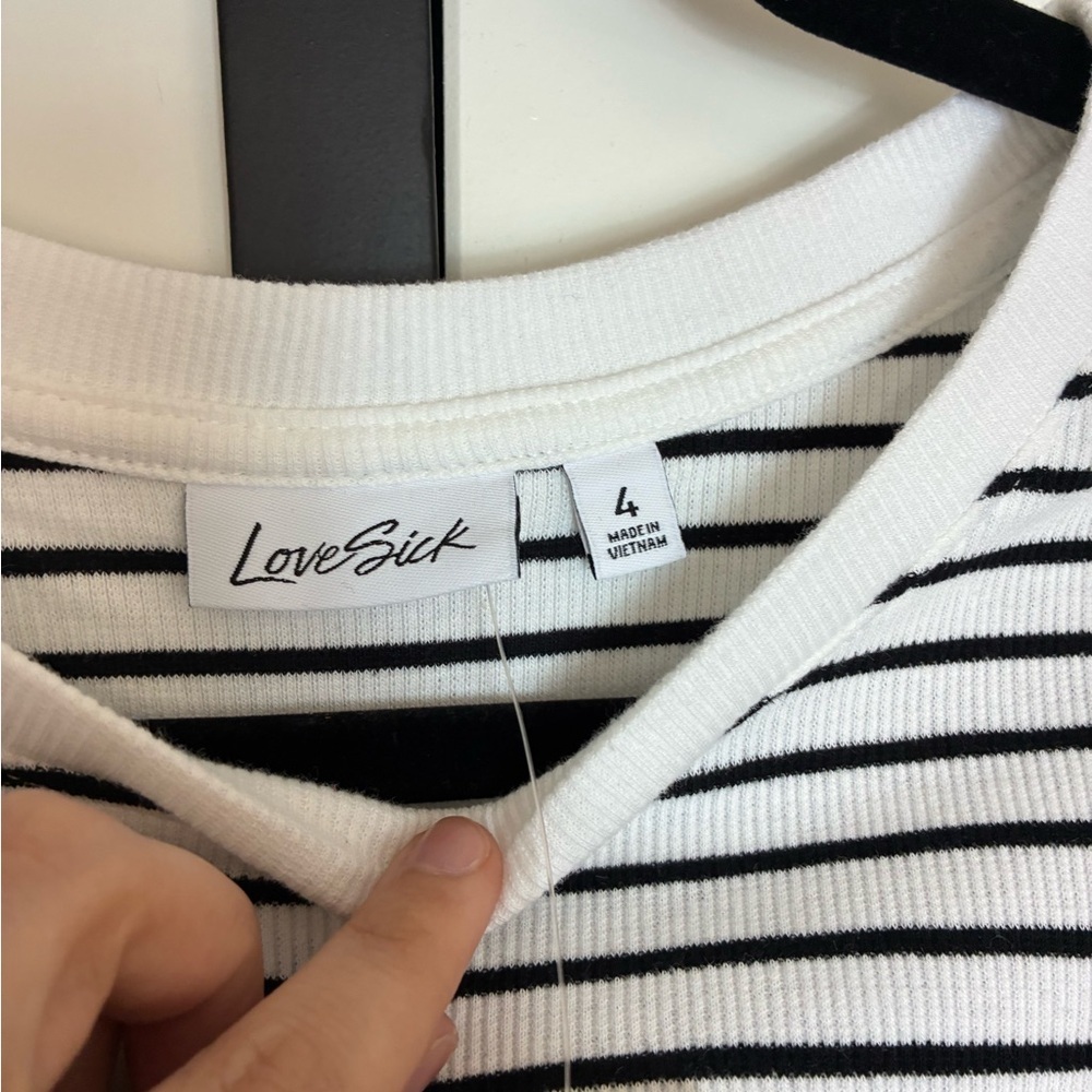 Torrid Love Sick Baby Tee Black and White Striped Ribbed Texture Y2K, 90’s 4X - Picture 9 of 10
